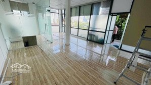 cho thuê văn phòng giá tốt thủ đức, phù hợp 8-12 người, sẵn máy lạnh