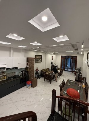 vip đống đa! bán nhà thái thịnh ngõ ô tô 51m2 ngay mặt phố chỉ 13.2 tỷ. lh 