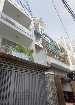 bán nhà đẹp giữa trung tâm - hẻm trường chinh- cách mặt tiền trường chinh 100m, 4.2x16m - 9.5 tỷ tl