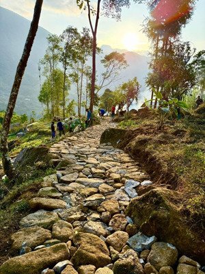 tặng ngay con đường đá ngàn năm không hỏng! 7.000m đất tại mường hoa tả van sa pa