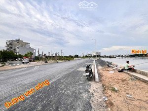 bán lô đất ngang 4,5x11m, 1 sẹc sông vàm thuật nhìn qua đặng thuỳ trâm phường an phú đông, tp.hcm