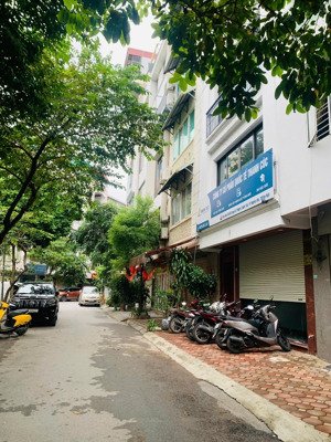 bán nhà phạm tuấn tài dòng tiền 5% . 85m2, mt 6m, 6 tầng. giá 27 tỉ