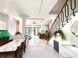 chính chủ bán nhà mới lenh keng thiết kế 1 trệt 2(dt 6x14m)bàn giao nhà full nội thất, giá 3ty550tr