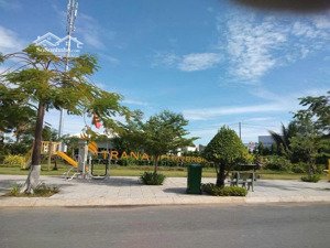 biệt thự liền kề trần anh riverside 8x14m giá 2tỷ800. sổ hồng hoàn công đầy đủ. lh 