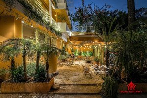 bán biệt thự kề mặt tiền ngay quốc hương 10 x 23m kc 4 lầu, hđt 182,966 triệu đơn giá bán 31 tỷ