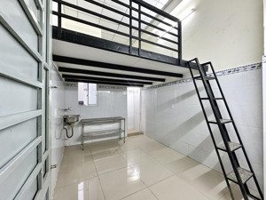 phòng trọ giá rẽ - gác cao 2m - cửa sổ thoáng - ngay trường chinh - etown cộng hoà - bảy hiền