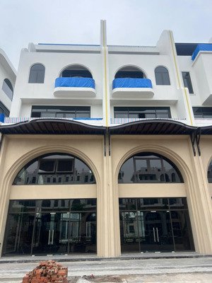 (độc quyền) chủ đầu tư bán căn góc shophouse vaquarius mt đường chử đồng tử kđt 20m chỉ: 26.4 tỷ