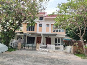 giá thuê 20 triệu/tháng, cho thuê nhà đẹp tại nhà phố eco xuân bình dương