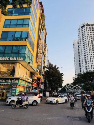 hiếm ! mặt phố giá rẻ ! đầu tư tốt ! bán 87 m2 mặt phố cầu giấy, 5 tầng đang kinh doanh, 40 tỷ.