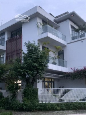 cần bán biệt thự chia tài sản trước hôn nhân dt 100m2 ngang 5m 4 tầng 6pn6wc giá 12,8tỷ