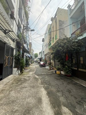 bán nhà hẻm tân quý dt 5x14m 2 lầu giá 8.8 tỷ