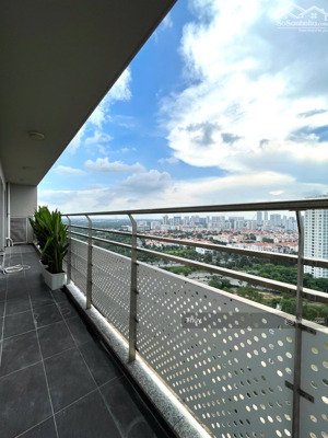 tin thật 100%, bán nhanh căn hộ scenic valley 133m2 view sông , nhà đẹp, lầu cao giá 14,2 tỷ