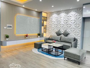 cắt lỗ giá nào cũng bán !!! tôi cần bán nhanh căn 2 ngủ full đồ , sđcc tại cc mipec city