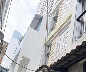 bán nhà trung tâm phường phú thuận quận 7,