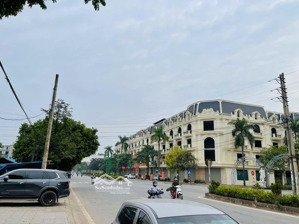 chính chủ em cần bán nhanh lô đất tại khu đô thị yên thứ