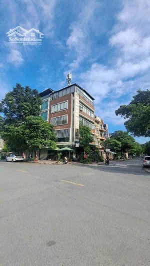 mặt phố đức giang - diện tích rộng, xây văn phòng hoặc cho thuê đều đẹp