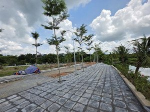 chính chủ nhượng lại lô đất 216m2 full thổ cư ngay cạnh dự án tỷ đô utopia villas & resort 200ha