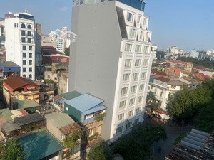 cho thuê sàn vp nguyễn du - 140m2 giá 171k/m2 rẻ nhất khu vực sàn thông, view thoáng đẹp, vào ngay