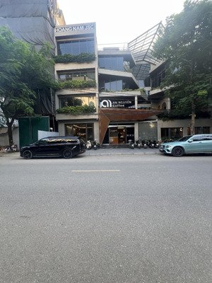 phố trạm cổ linh - 135m2 -mặt tiền 4,6m -ngõ ô tô tránh -10m ra mặt phố -quy hoạch ra đường 12.5m