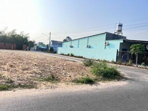 SANG LẠI GÓC 2 MT 500M2 ĐẤT THỔ CƯ MT DH 519 DÂN CƯ HIỆN HỮU GIÁ 900 TRIỆU