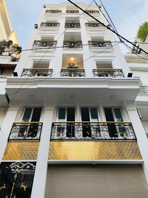 bán toà chdv hẻm 8m sát mt đường nguyễn trãi, p. 3, q. 5. hầm 6 lầu, 6.4mx19m, tn 160tr. giá 37 tỷ