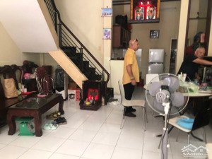 bán gấp trong tháng - bán nhà đề thám 55.5m² - 3 tầng - 25.7 tỷ