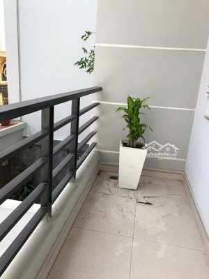 chính chủ cho thuê văn phòng tại khu 300 - tân bình