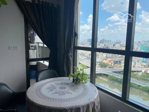 bán icon 56 tầng cao 3pn 9.3tỷ đã có sổ lh sẵn pass