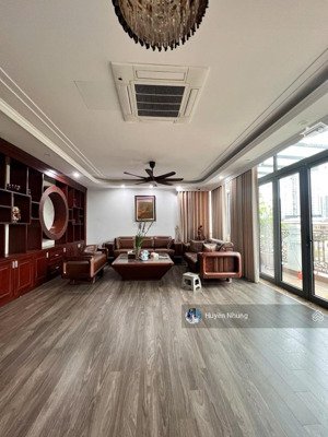 rẻ nhất khu vực, toà nhà mp 8 tầng, thang máy, kinh doanh đa dạng, dt 126m*8 tầng, mt8m, siêu hiếm