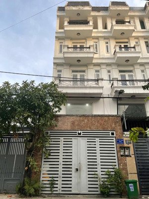 chính chủ bán gấp nhà 122 đường thạnh xuân 22, phường thạnh xuân q12, 4 tầng giá chỉ 6tỷ9, hẻm 6m