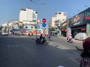 cho thuê nhà 2 mặt tiền - trung tâm bình thạnh (nguyễn văn đậu - lê quang định )