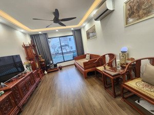 bán nhà phố kẻ tạnh lô góc đẹp, thang máy, full nội thất dt x 6 tầng giá chỉ 8.85 tỷ