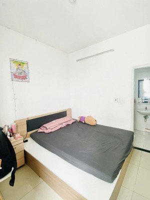 c/c thái an 3, đông hưng thuận,q12, 87m2, 3pn, 2wc, nội thất, 8tr5/th.