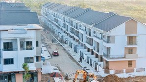 bán nhanh căn lk trục thông the greenery. đối diện trường học giá chỉ 5,1x tỷ. tặng 5 chỉ vàng