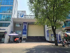 cho thuê nhà nguyên căn mặt tiền 157-159 đường võ văn tần, phường võ thị sáu, quận 3, hồ chí minh