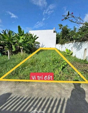 chủ kẹt tiền bán lô đất đ. nguyễn thị lắng cách bệnh viên xuyên á tầm 1km dt 131m2 giá 1,4 tỷ shr