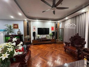 cc cần bán nhà phân lô cán bộ phố nguyễn phúc lai ,đống đa 52 m,mt 4,1 m x 4 t ngõ 6 m giá 21 tỷ