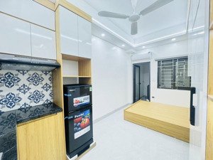 tòa ccmn thành công! 18pkk, dt 1 tỷ/năm, xây mới toanh, 30m ôtô, 2 thoáng, thuê full, pccc chuẩn