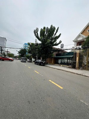 siêu phẩm đầu tư- bán nhà đặng văn bi 9x23m - ngay metro và vành đai 2 - giá chỉ 61tr/m2