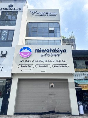 bán nhà mặt tiền yersin, quận 1 - dt:4.5x19m - 3 tầng - hđt: 100trđ - giá 35,9 tỷ