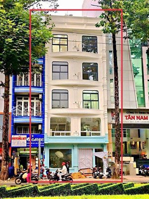 bán nhà mặt tiền ngay đường an dương vương sát an đông plaza - dt : 8.5 x25m - 8 tầng - giá 79 tỷ