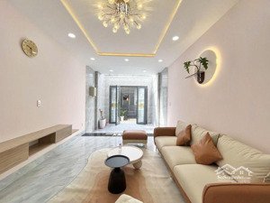 nhà 4x17, tân phú, hẻm xe hơi, 1 trệt 2 lầu sân thượng, 4pn 5wc, giá nhỉnh 8 tỷ ( tl)