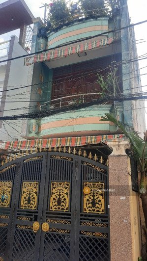 chú thành bán căn nhà 343/32 nguyễn sơn - tân phú để về ở với con trai