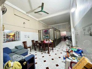 bán gấp trong tháng - bán nhà lạc long quân 101m² - 3 tầng - 20 tỷ