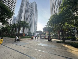 hiếm - phố hồ tùng mậu - 7 tầng thang máy, gara oto 40m2 mt 4m cạnh, goldmark city 13.3 tỷ