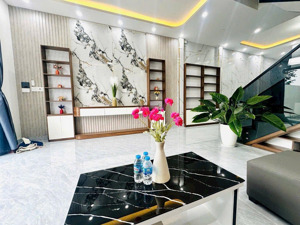 bán 1 cặp nhà phố giáp hóc môn thiết kế tinh tế - hiện đại - gần chợ đình