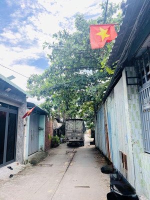 bán nhà, 2 tầng, đường 4 ngay gò xoài, lê văn quới, bình tân, hẻm xe hơi, 4x16 giá chỉ hơn 5 tỷ