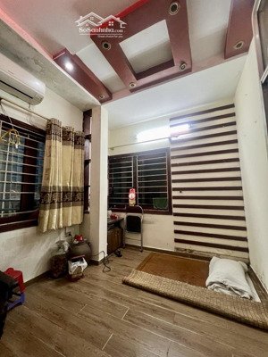 lô góc- 2 mặt thoáng mở cửa - ngõ 3 gác phi-thông-tậpthể dục hồ tây-gần phố- lạc long quân