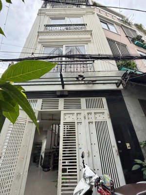 giảm 300 tr -bán nhanh! hxh phan xích long p3,pn. dt 4 x 8m-30.2m2,4 tầng chỉ 6,95 tỷ thương lượng!