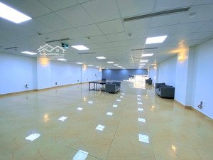 siêu đẹp! mặt phố khúc thừa dụ, cầu giấy 95m2, 8 tầng, mt 6m, chỉ hơn 60 tỷ. lh 